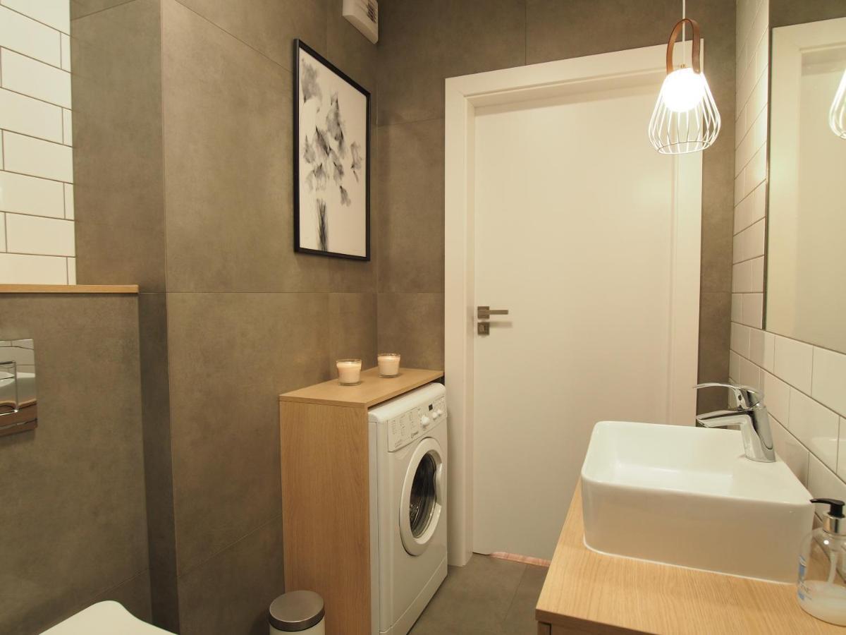 Appartamento Grand-Tourist Topaz Panienska Str Danzica Esterno foto